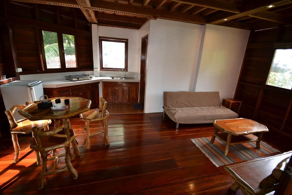Pahiluna Guesthouse Panglao Exterior foto